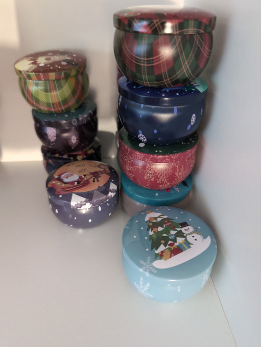 Small Christmas candle pots